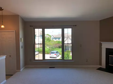 167 Commons Cir, Saline, MI 48176 photo 6