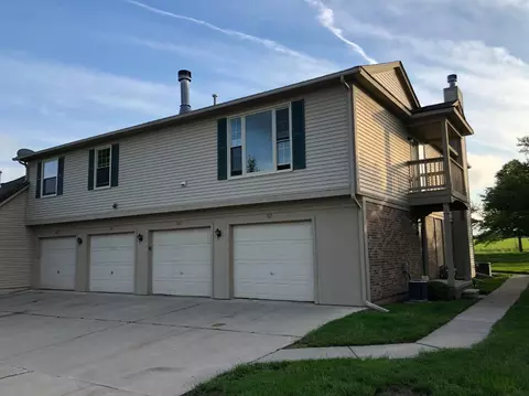 167 Commons Cir, Saline, MI 48176 photo 1