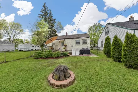 6211 Hyde Park St, Romulus, MI 48174 photo 16