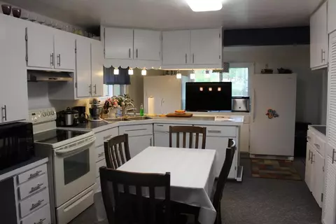 499 Morris Dr, Jackson, MI 49201 photo 7