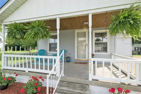 6327 E Dunbar Rd, Monroe, MI 48161 photo 4