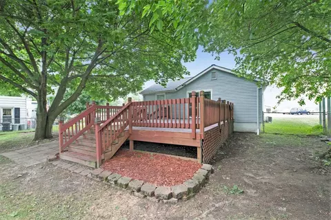 6327 E Dunbar Rd, Monroe, MI 48161 photo 16
