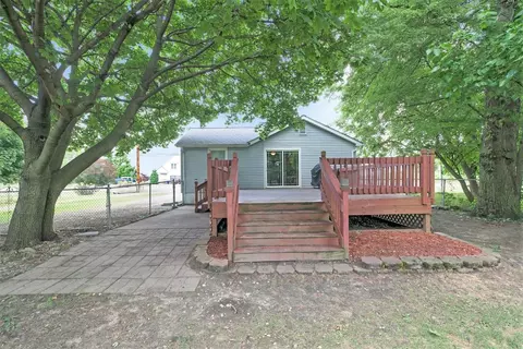 6327 E Dunbar Rd, Monroe, MI 48161 photo 14