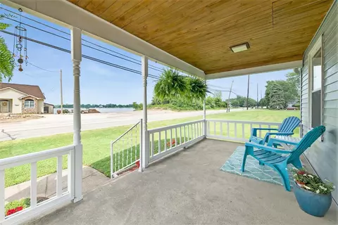 6327 E Dunbar Rd, Monroe, MI 48161 photo 3