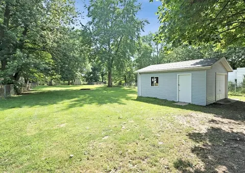 6327 E Dunbar Rd, Monroe, MI 48161 photo 26