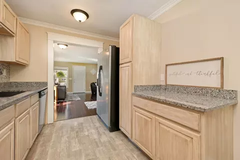 6327 E Dunbar Rd, Monroe, MI 48161 photo 11