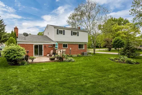 347 Willis, Saline, MI 48176 photo 25