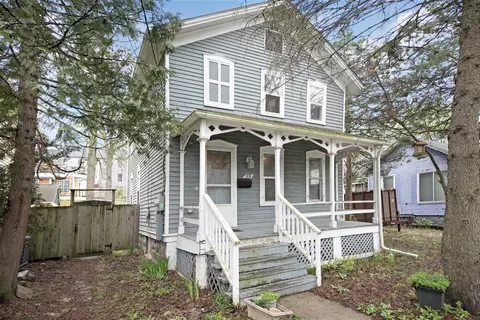 120 E Summit St, Ann Arbor, MI 48104 photo 2