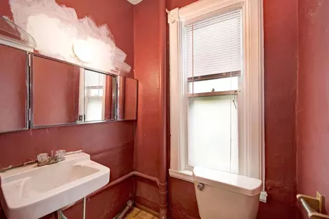 120 E Summit St, Ann Arbor, MI 48104 photo 9
