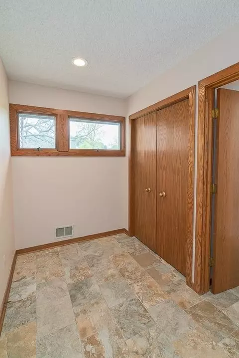 4082 Ramsgate Ct, Ann Arbor, MI 48103 photo 28