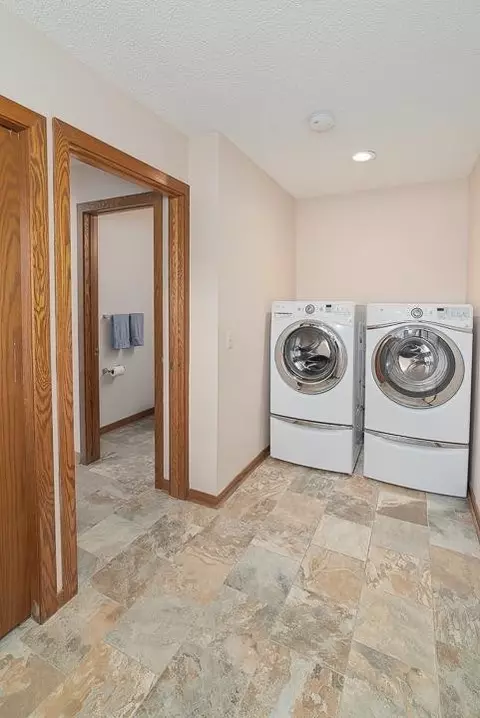 4082 Ramsgate Ct, Ann Arbor, MI 48103 photo 27