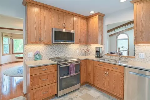 4082 Ramsgate Ct, Ann Arbor, MI 48103 photo 18