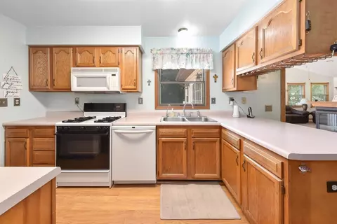 9382 Talladay Rd, Willis, MI 48191 photo 11