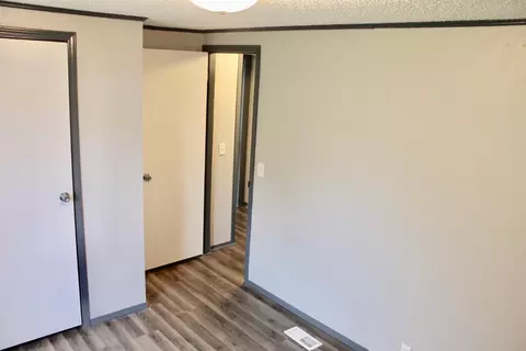 112 Carlysle Dr, Brooklyn, MI 49230 photo 18