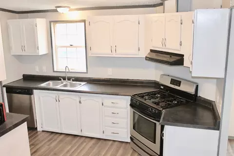 112 Carlysle Dr, Brooklyn, MI 49230 photo 11