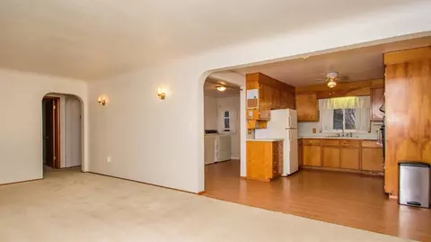 9045 Augusta St, Willis, MI 48191 photo 6
