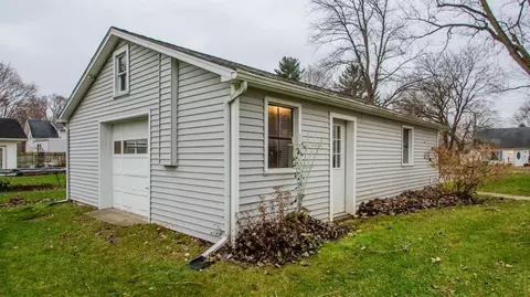 9045 Augusta St, Willis, MI 48191 photo 32