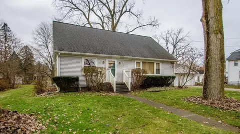 9045 Augusta St, Willis, MI 48191 photo 2