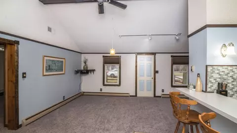 21176 Harriet St, Romulus, MI 48174 photo 4