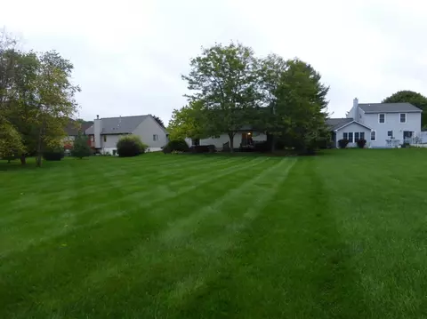 647 Berkshire Dr, Saline, MI 48176 photo 64