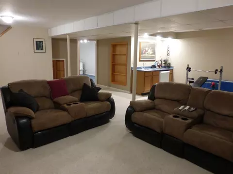 647 Berkshire Dr, Saline, MI 48176 photo 53