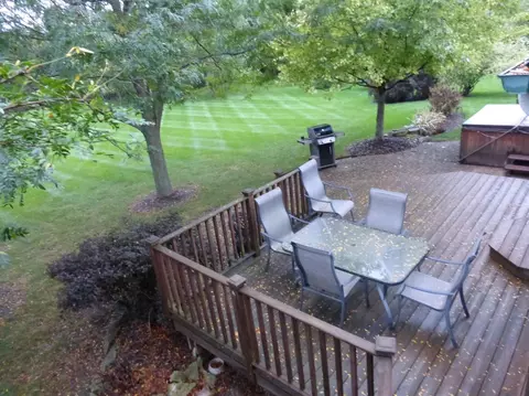 647 Berkshire Dr, Saline, MI 48176 photo 60