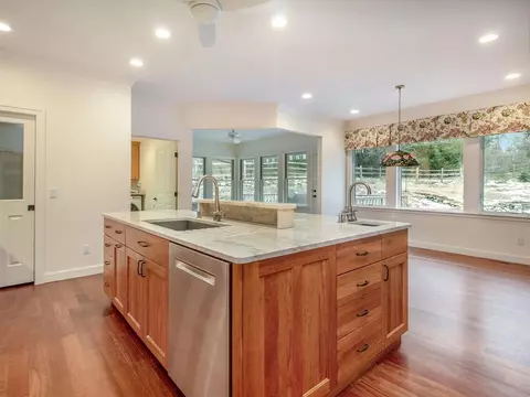 3775 E Pineview Dr, Dexter, MI 48130 photo 12
