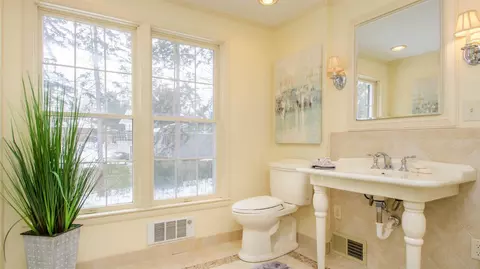 2204 Devonshire Rd, Ann Arbor, MI 48104 photo 27