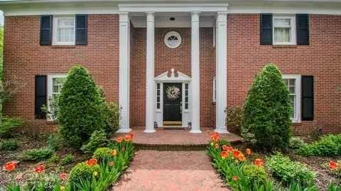 2204 Devonshire Rd, Ann Arbor, MI 48104 photo 6