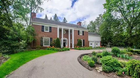2204 Devonshire Rd, Ann Arbor, MI 48104 photo 1