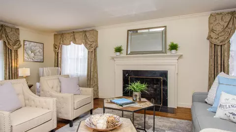 2204 Devonshire Rd, Ann Arbor, MI 48104 photo 8
