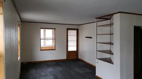 812 Eaton St, Jackson, MI 49202 photo 5
