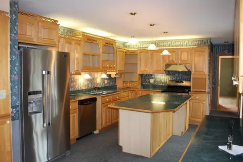 9325 Clinton Rd, Jackson, MI 49201 photo 8