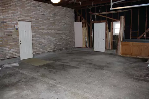 9325 Clinton Rd, Jackson, MI 49201 photo 37