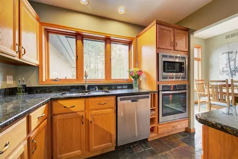 2175 E Joy Rd, Ann Arbor, MI 48105 photo 13