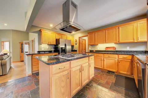 2175 E Joy Rd, Ann Arbor, MI 48105 photo 14