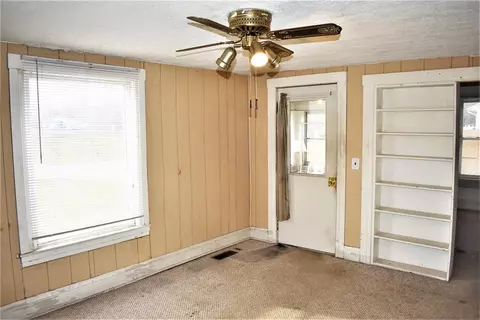 705 E Main St, Milan, MI 48160 photo 2