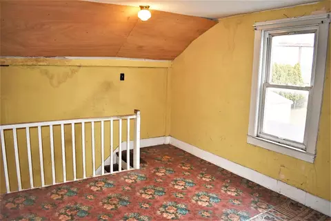 705 E Main St, Milan, MI 48160 photo 16