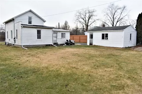 705 E Main St, Milan, MI 48160 photo 24