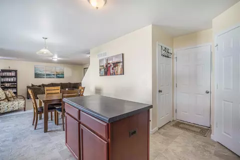 8424 Walnut Hl, Dexter, MI 48130 photo 16