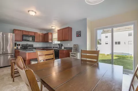 8424 Walnut Hl, Dexter, MI 48130 photo 14