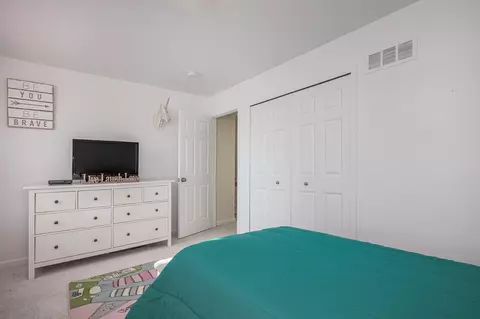 8424 Walnut Hl, Dexter, MI 48130 photo 28
