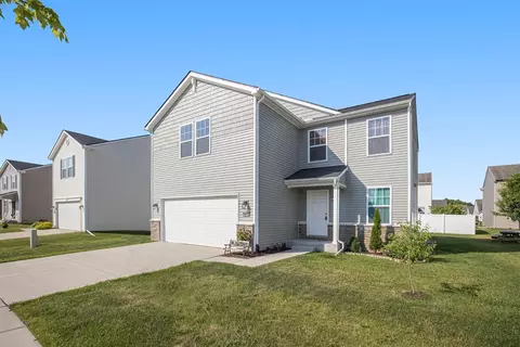 8424 Walnut Hl, Dexter, MI 48130 photo 1
