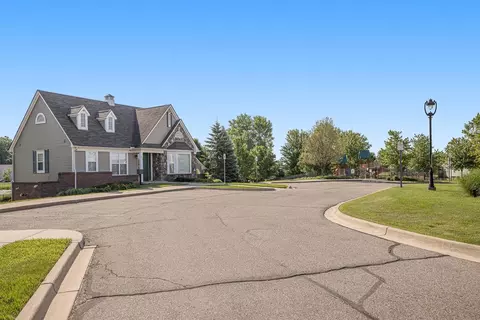 8424 Walnut Hl, Dexter, MI 48130 photo 9