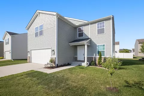8424 Walnut Hl, Dexter, MI 48130 photo 2