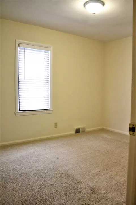 135 Cherokee Cres, Jackson, MI 49203 photo 30
