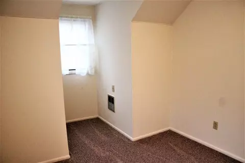 135 Cherokee Cres, Jackson, MI 49203 photo 32