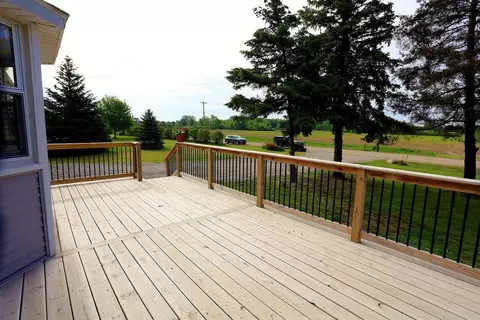 1990 Robbins, Tecumseh, MI 49286 photo 43