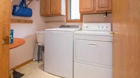 2056 Chestnut Cres, Saline, MI 48176 photo 34