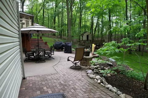 2343 S Corlett, Brighton, MI 48114 photo 12